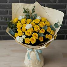 Букет цветов из:  Розы в Краснооктябрьский