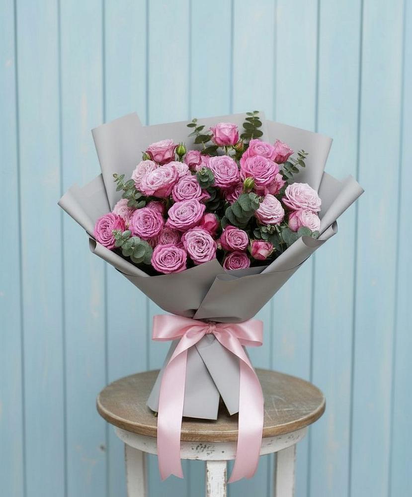 Букет цветов из: Розы в Краснооктябрьский