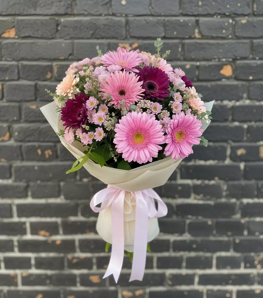 Букет цветов из: Герберы и Хризантемы в Краснооктябрьский