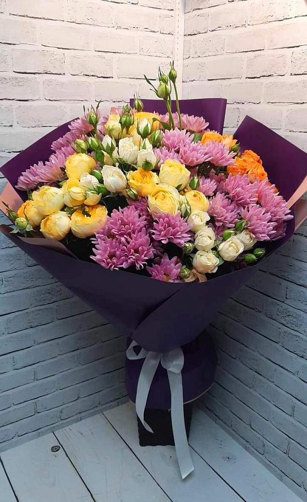 Букет цветов из: Хризантемы и Розы в Краснооктябрьский