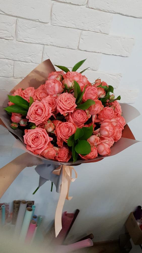 Букет цветов из: Розы в Краснооктябрьский