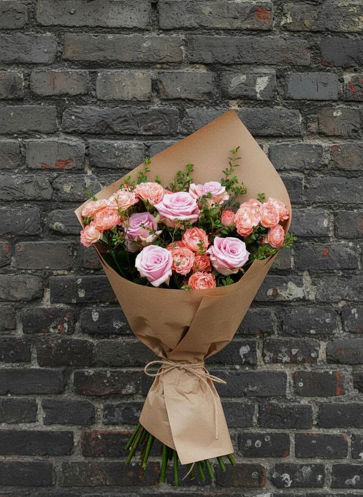 Букет цветов из: Розы в Краснооктябрьский