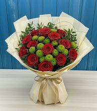 Букет цветов из:  Розы и Хризантемы в Краснооктябрьский