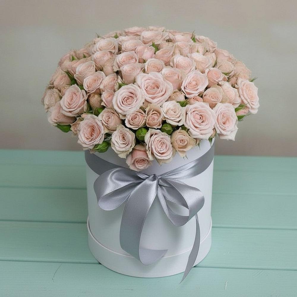 Цветочная композиция из Розы в шляпной коробке в Краснооктябрьский